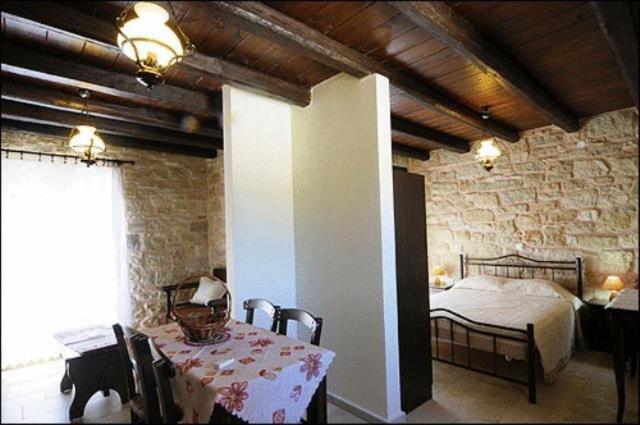 Esperides Stone Houses Palekastro Bagian luar foto